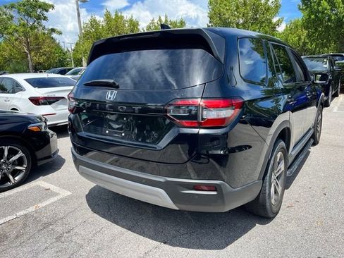 Used 2024 Honda Pilot EX-L image 6