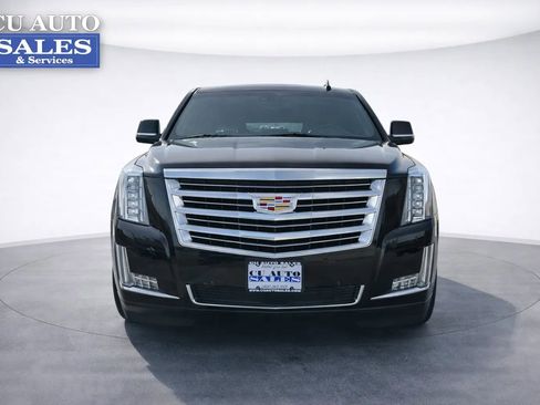 Used 2019 Cadillac Escalade ESV Platinum image 2