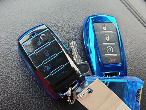 Used 2021 RAM 1500 Big Horn w/ Built-to-serve Edition image 36