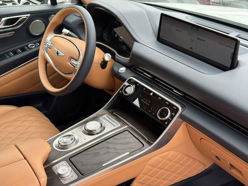 Used 2024 Genesis GV80 3.5T w/ Prestige Package image 11