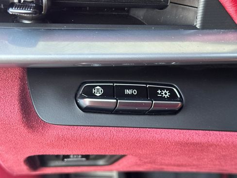 Used 2021 Chevrolet Corvette Stingray Premium Cpe w/ Z51 Performance Package image 20