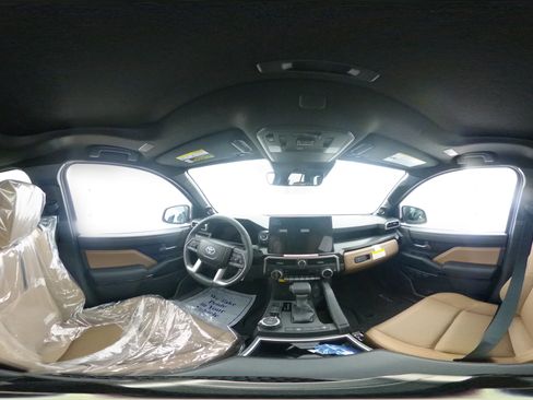 New 2025 Toyota 4Runner Limited image 66