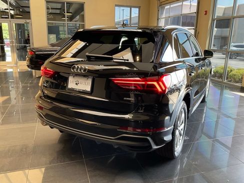 Used 2023 Audi Q3 2.0T Premium Plus w/ Premium Plus Package AWD/4WD image 5