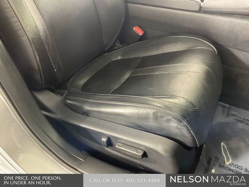 Used 2016 Honda Civic Touring image 28