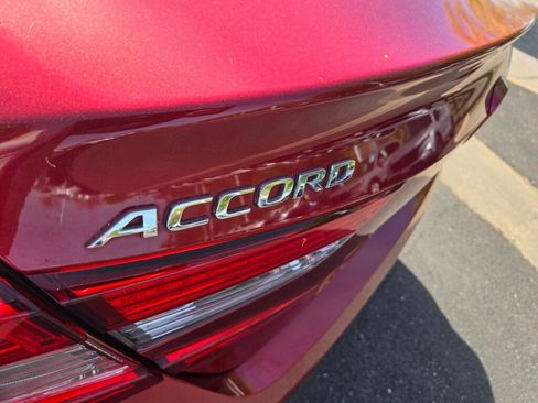 Certified 2018 Honda Accord EX image 10