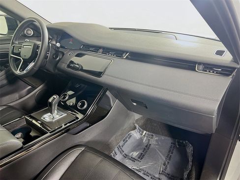 Used 2022 Land Rover Range Rover Evoque R-Dynamic SE image 31
