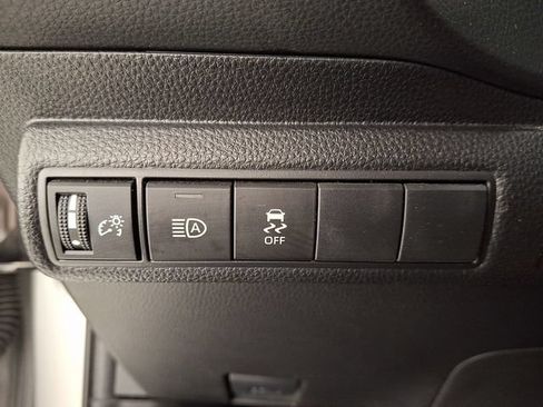 Certified 2024 Toyota Corolla SE FWD image 31