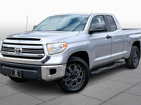 Used 2016 Toyota Tundra SR5 w/ Tow Package image 35