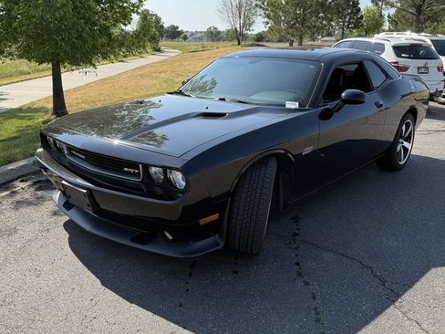 Used 2012 Dodge Challenger SRT8 RWD image 2
