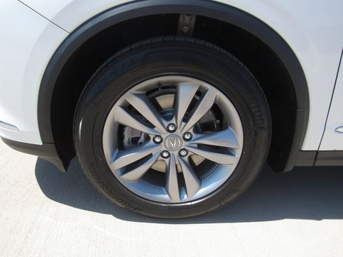 Used 2024 Acura MDX SH-AWD image 4
