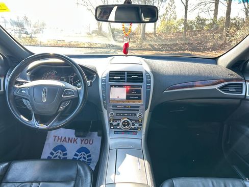 Used 2017 Lincoln MKZ Reserve image 17