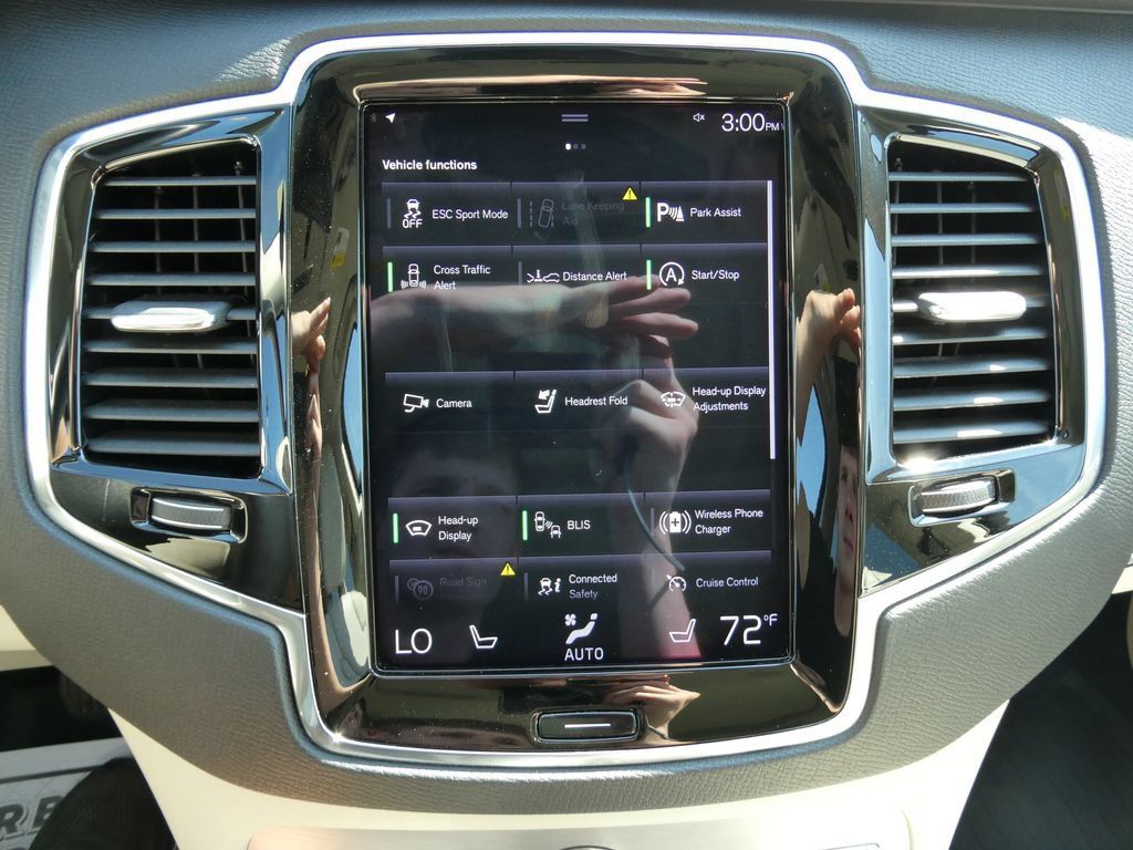 Used 2021 Volvo XC90 T5 Momentum w/ Advanced Package AWD/4WD image 36