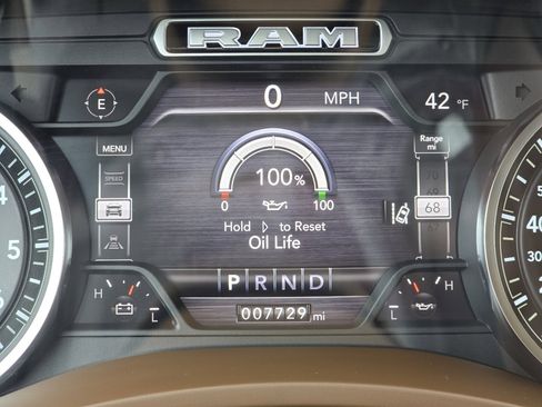 Used 2020 RAM 2500 Laramie image 31