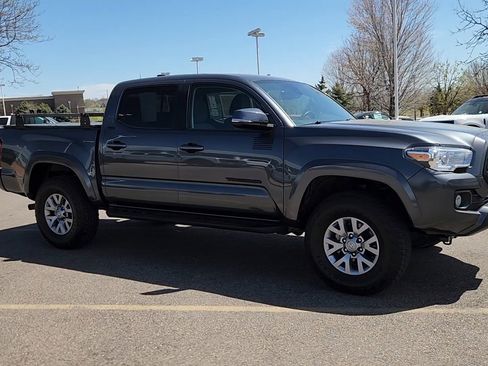 Used 2022 Toyota Tacoma SR5 image 7