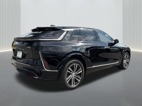 New 2026 Cadillac Lyriq Premium Luxury RWD image 5