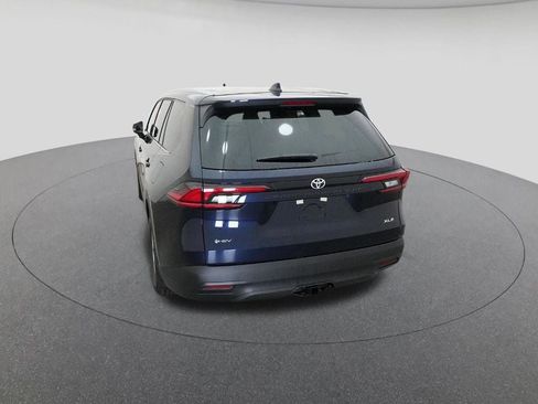 New 2026 Toyota Grand Highlander XLE image 6