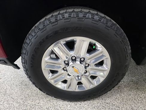 Used 2025 Chevrolet Silverado 2500 High Country w/ High Country Premium Package AWD/4WD image 20