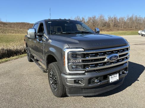 Used 2024 Ford F250 Platinum AWD/4WD image 7