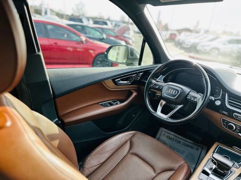 Used 2017 Audi Q7 3.0T Premium Plus w/ Premium Plus Package image 18