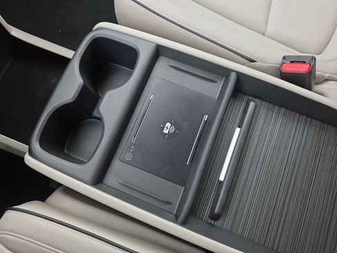 New 2026 Honda Odyssey Touring image 25