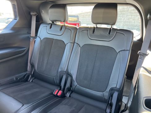 Used 2021 Jeep Grand Cherokee L Laredo image 26