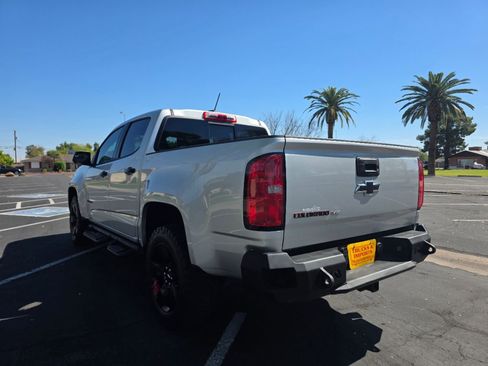 Used 2019 Chevrolet Colorado LT w/ Redline Special Edition image 8