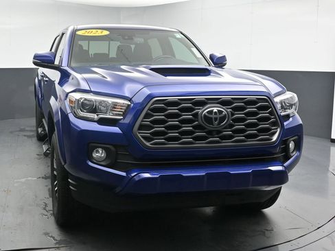 Used 2023 Toyota Tacoma TRD Sport w/ Advanced Technology Package AWD/4WD image 3