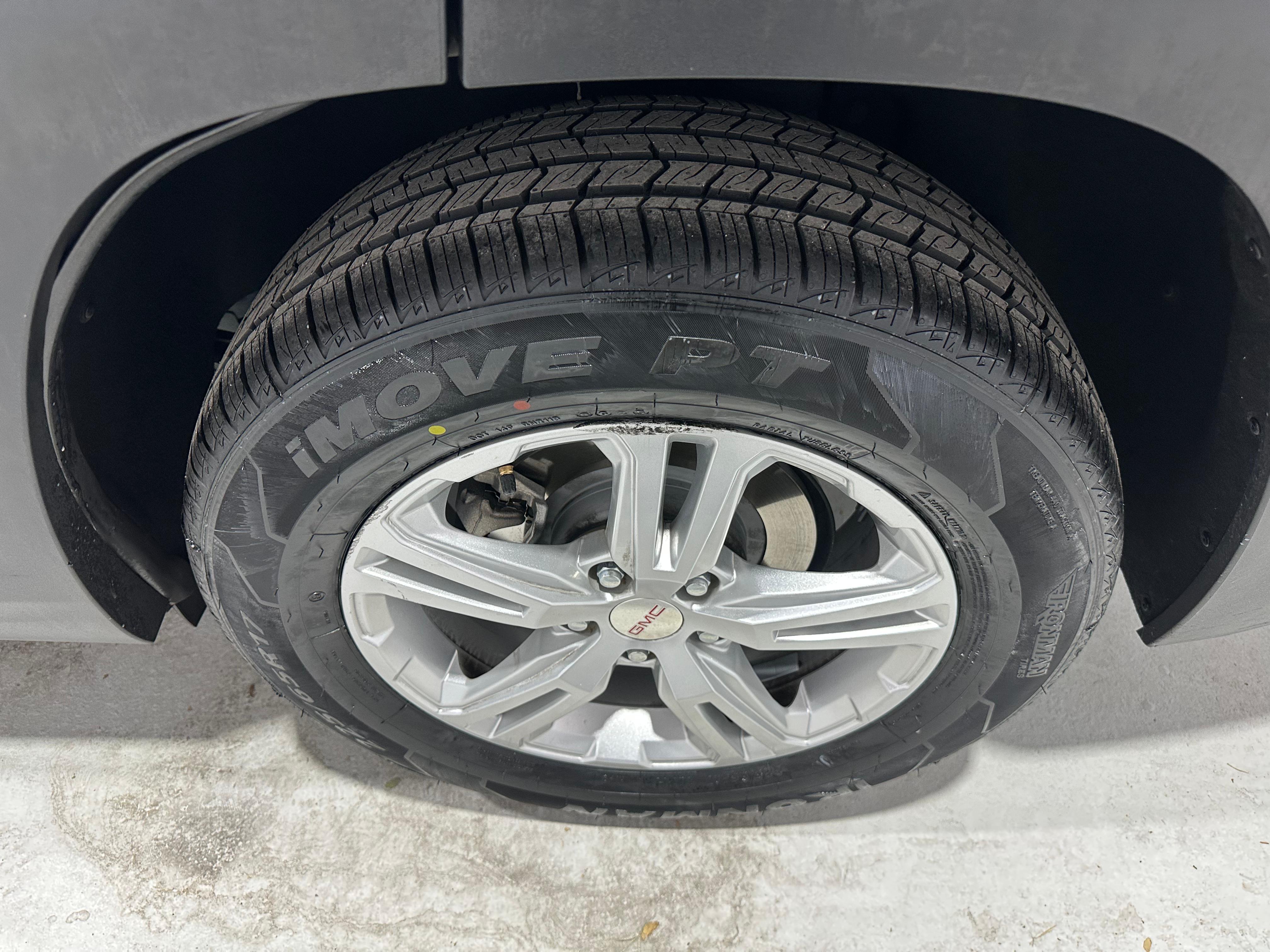 Used 2020 GMC Terrain SLE FWD image 23