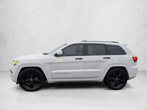 Used 2016 Jeep Grand Cherokee Overland image 9