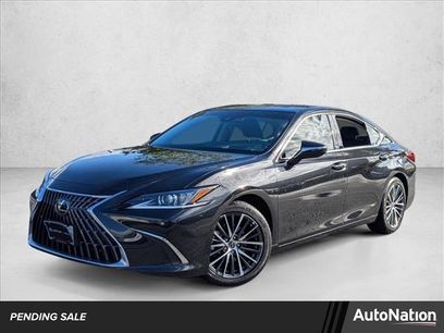 Certified 2025 Lexus ES 350 w/ Premium Package