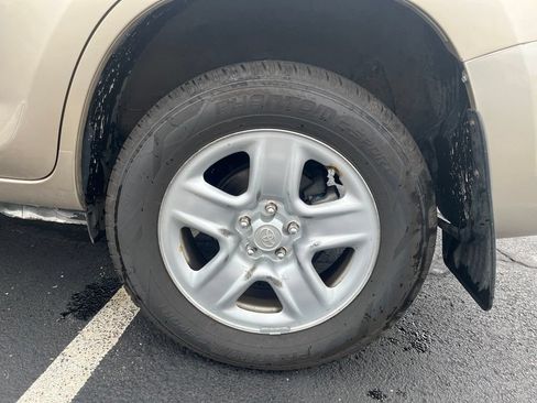 Used 2007 Toyota RAV4 4WD image 10