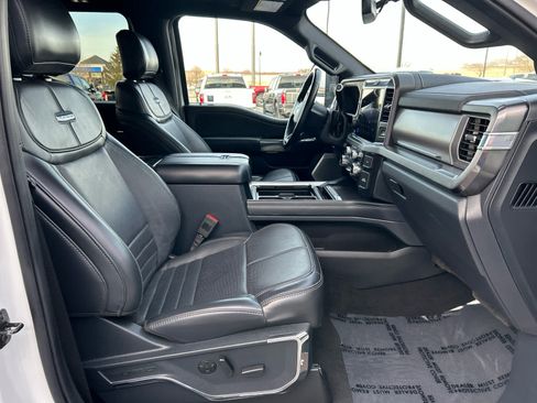 Certified 2025 Ford F350 Platinum AWD/4WD image 21