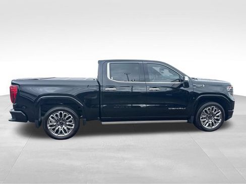 Used 2023 GMC Sierra 1500 Denali Ultimate AWD/4WD image 6