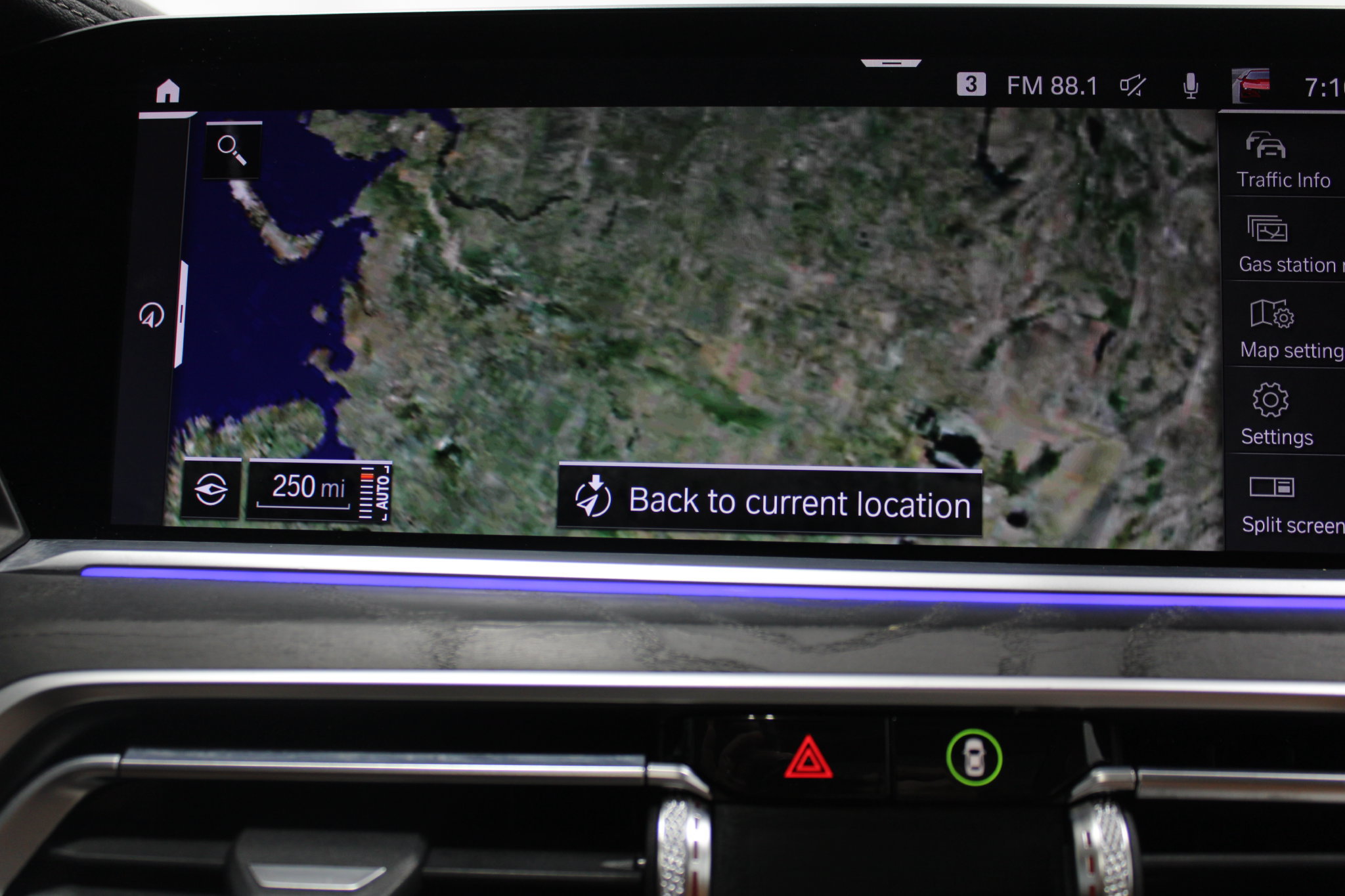 Used 2020 BMW X7 xDrive40i w/ Premium Package AWD/4WD image 39