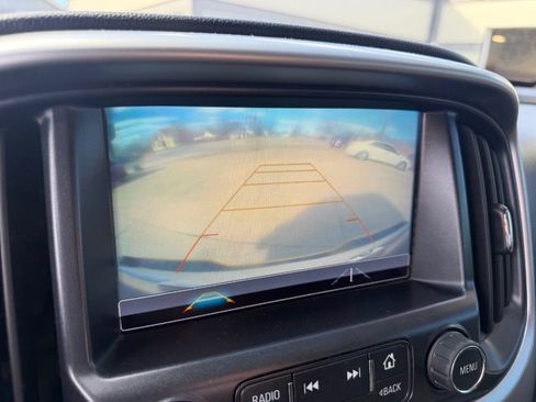 Used 2018 Chevrolet Colorado LT w/ LT Convenience Package AWD/4WD image 2