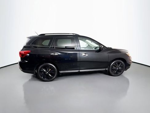 Used 2018 Nissan Pathfinder SL w/ Midnight Edition Package image 5