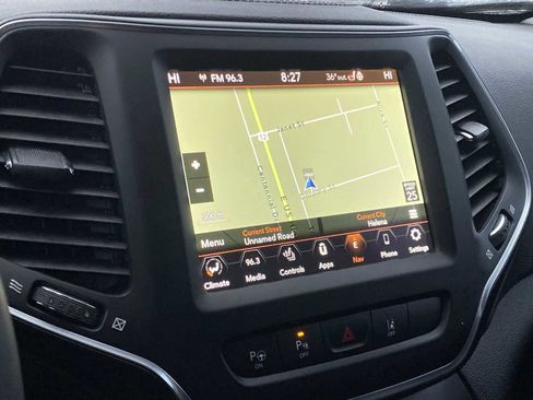 Certified 2023 Jeep Cherokee Altitude Lux image 24