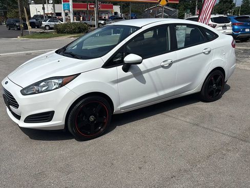 Used 2019 Ford Fiesta S FWD image 6