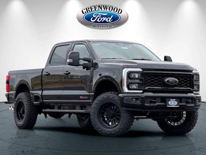 New 2026 Ford F250 Lariat w/ Black Appearance Package