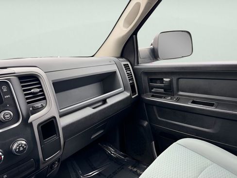 Used 2015 RAM 1500 Tradesman image 24