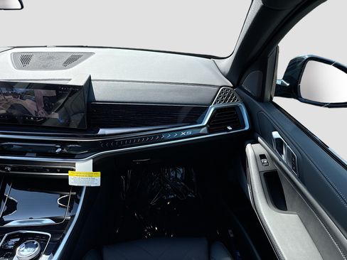 New 2026 BMW X5 sDrive40i w/ Executive Package RWD image 18