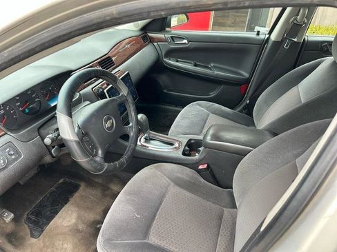 Used 2010 Chevrolet Impala LS image 5