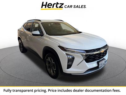 Used 2025 Chevrolet Trax LT