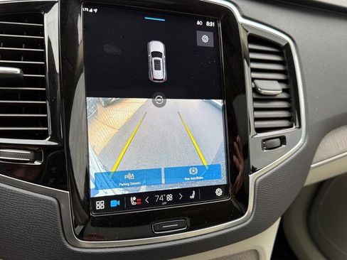 Used 2023 Volvo XC90 B5 Plus w/ Protection Package Premier image 21