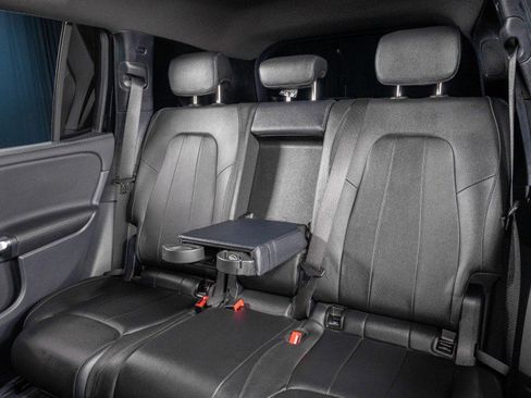 Certified 2025 Mercedes-Benz GLB 250 image 28