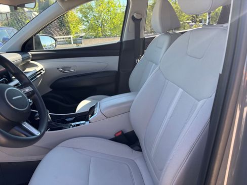 Used 2025 Hyundai Tucson SEL FWD image 27