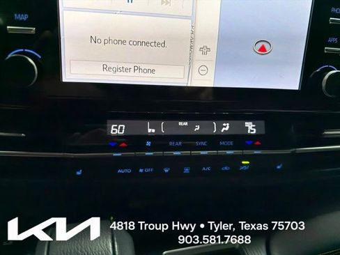 Used 2024 Toyota Sienna XLE Woodland Edition AWD/4WD image 18