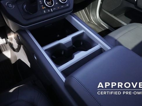 Used 2026 Land Rover Defender 90 V8 AWD/4WD image 14