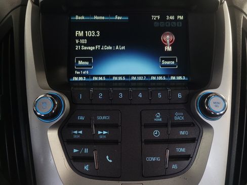 Used 2017 Chevrolet Equinox LT FWD image 25