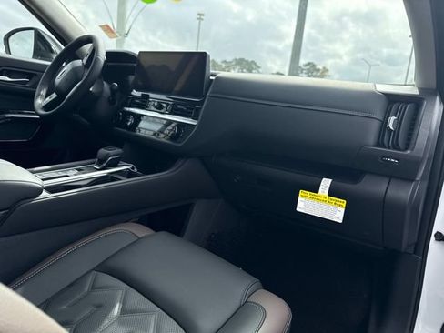 New 2026 Nissan Pathfinder Platinum w/ Cargo Package FWD image 16
